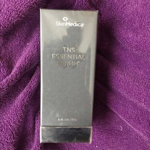 TNS Essential Serum